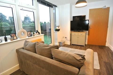 1 bedroom flat for sale, Pound Road, Chertsey KT16