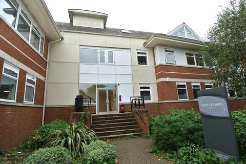 1 bedroom flat for sale, Pound Road, Chertsey KT16