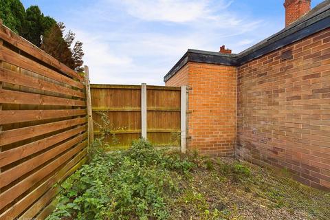 462 Vernon Road, Nottingham, NG6 0AT