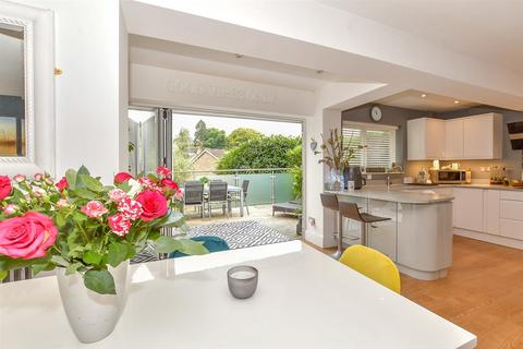 5 bedroom detached house for sale, Ferndale, Tunbridge Wells, Kent