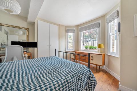 Flat 1, 110 Crouch Hill, London, N8 9DY