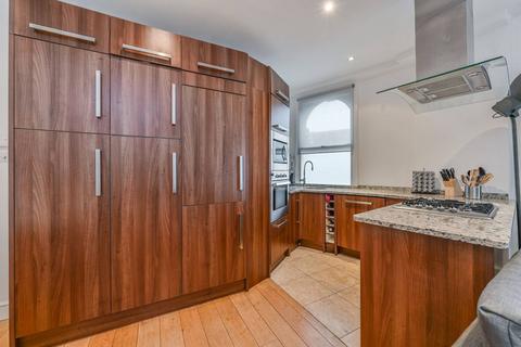 1 bedroom flat for sale, Battersea High Street, Battersea, London, SW11