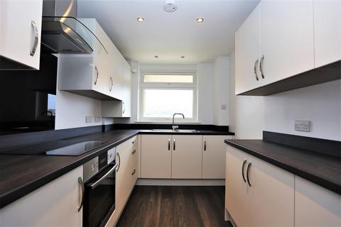 2 bedroom flat to rent, Montery Court, Vardean Drive, Brighton