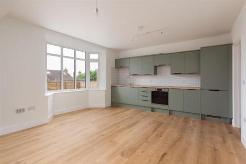 1 bedroom apartment for sale, Gloucester Road, Tankerton, Whitstable