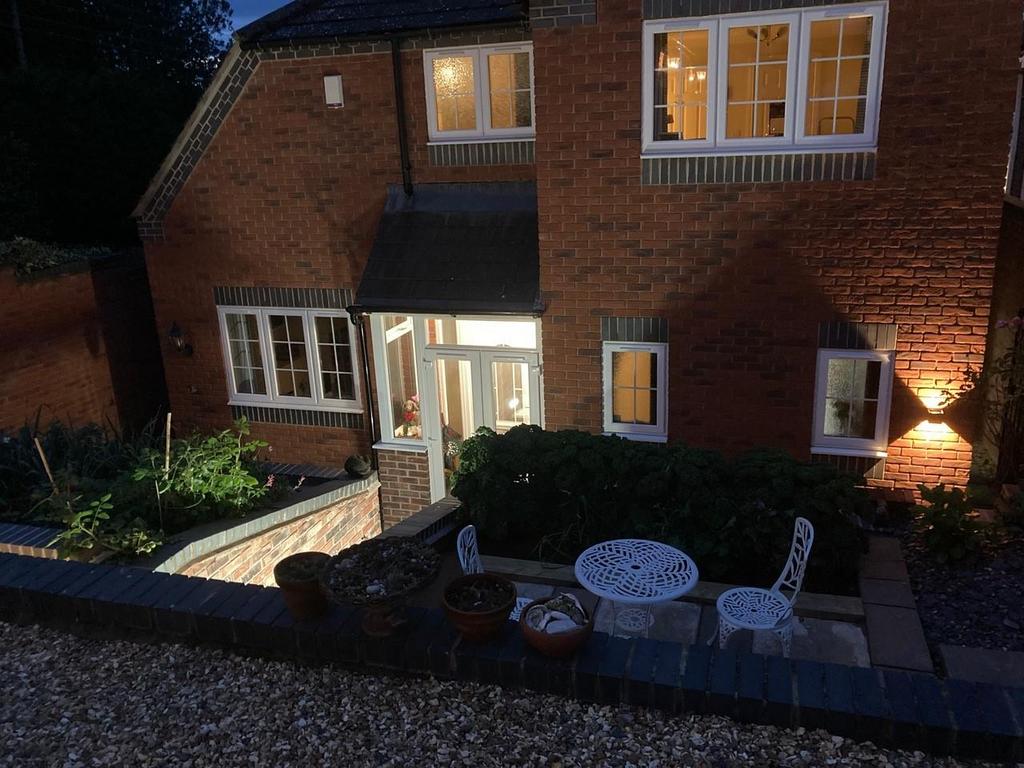 Frontage Night
