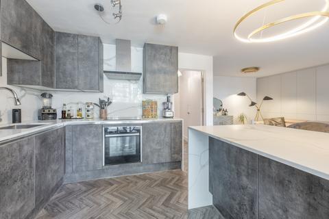 2 bedroom flat for sale, Swanleys, 45 Westbourne Park Road, London