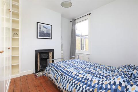 3 bedroom flat for sale, Dinsmore Road, Clapham South, London