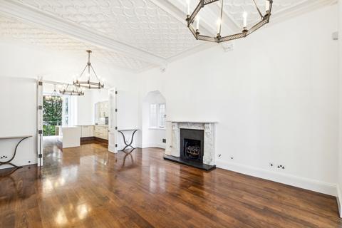 7 bedroom detached house to rent, Phillimore Place, London