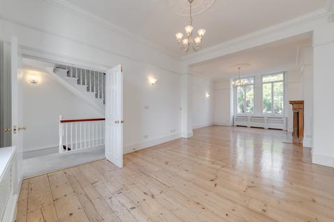 5 bedroom terraced house to rent, Pilgrims Lane, Hampstead, London