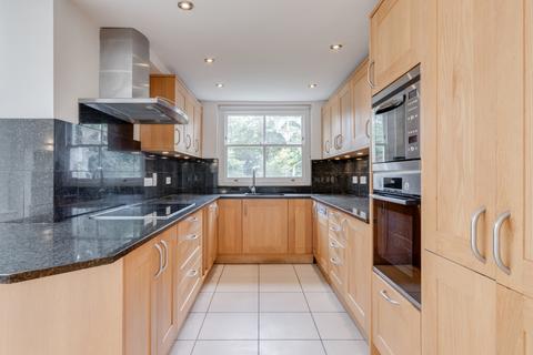 5 bedroom terraced house to rent, Pilgrims Lane, Hampstead, London