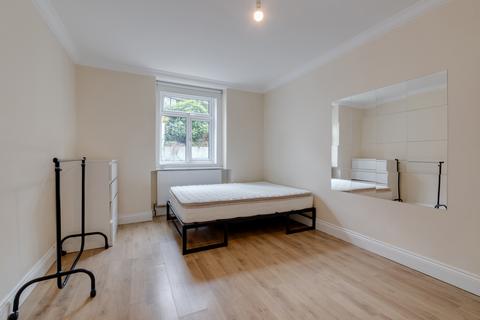 4 bedroom flat to rent, Haverstock Hill, London