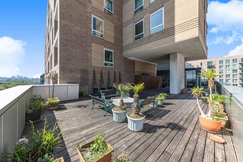 2 bedroom flat for sale, Baltimore Wharf, London
