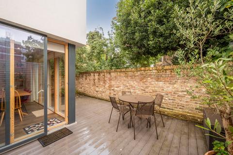 4 bedroom mews for sale, Rochester Mews, London