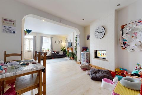 2 bedroom end of terrace house for sale, Victoria Place, Portland