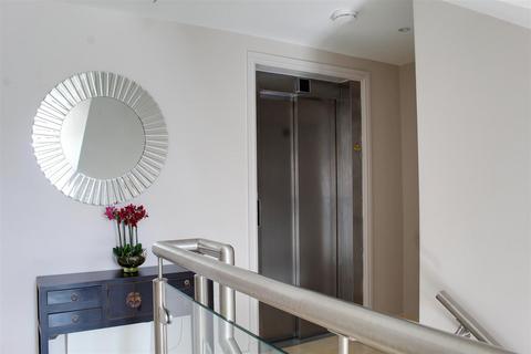 2 bedroom apartment for sale, Bradmore House, Brookmans Park AL9