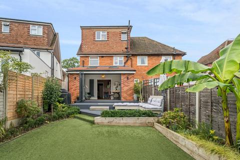 78 Raymond Crescent, Guildford, GU2 7SZ
