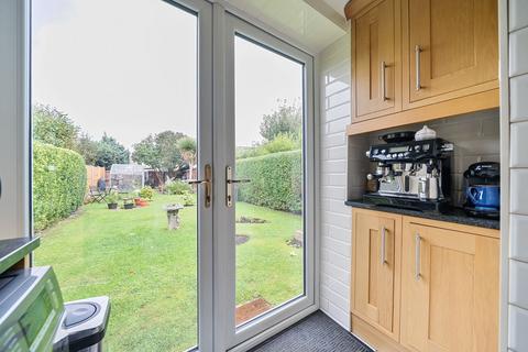 4 Barnfield Road, Faversham, ME13 7HQ