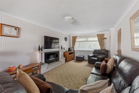 4 bedroom detached house for sale, The Avenue, Leigh