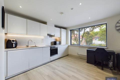 1 bedroom flat for sale, Lingfield Crescent, Eltham, London