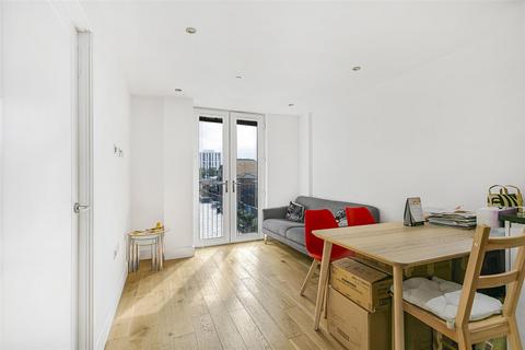 1 bedroom apartment for sale, Sutton Court Road, Sutton