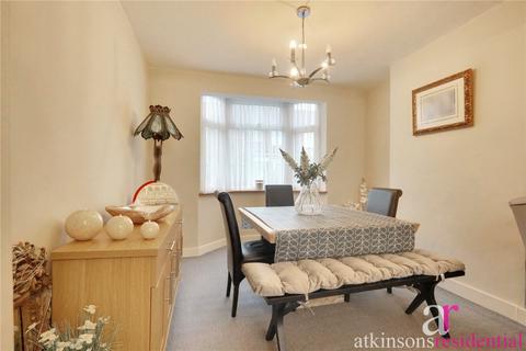 3 bedroom terraced house for sale, Chichester Road, London, N9