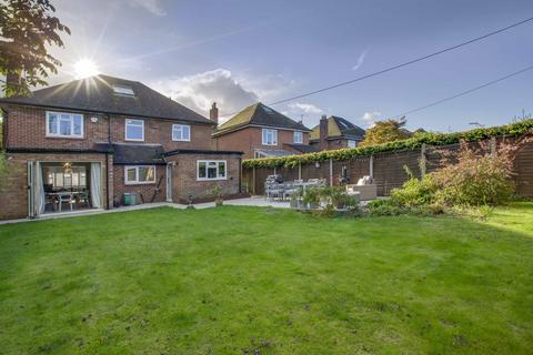 Dalehurst Marlow Road, Bourne End, SL8 5NL