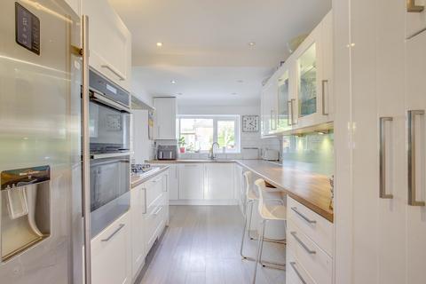 Dalehurst Marlow Road, Bourne End, SL8 5NL