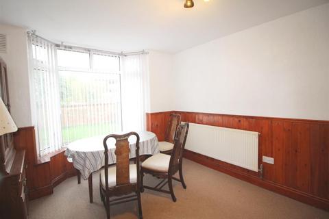 2 bedroom detached house to rent, *£140pppw Excluding Bills* Welby Avenue, Lenton, NG7 1QL - UON