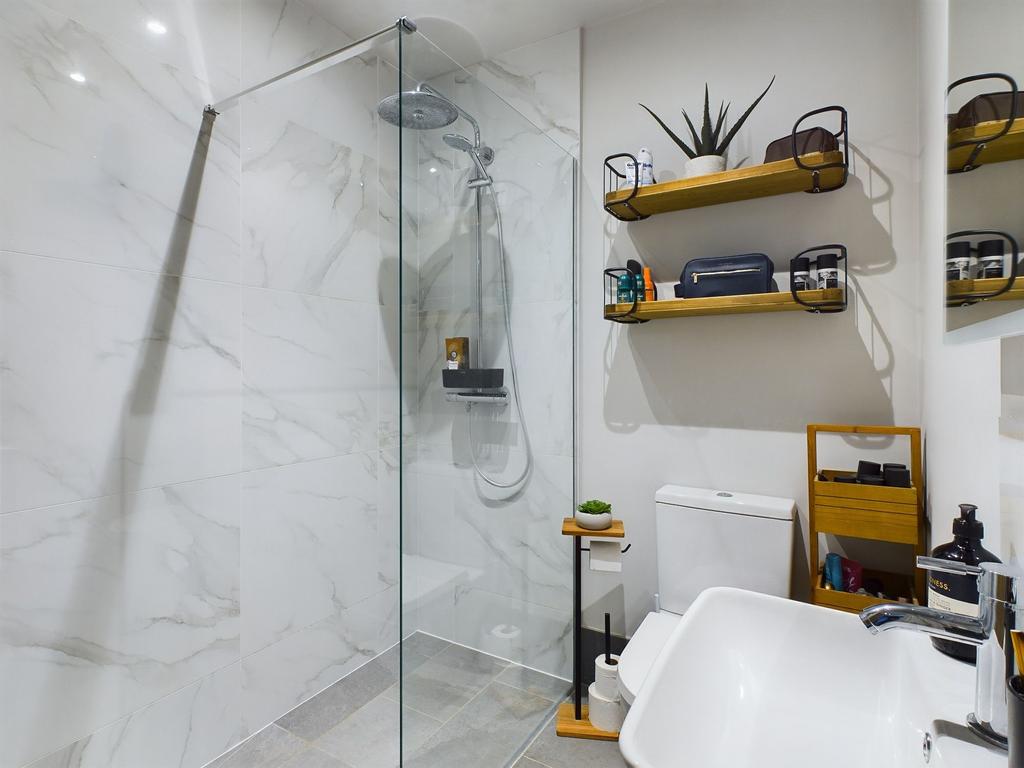 En suite Shower Room