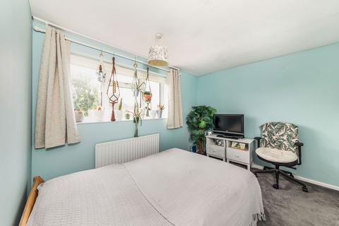 18 Buscot Drive, Abingdon, OX14 2BJ