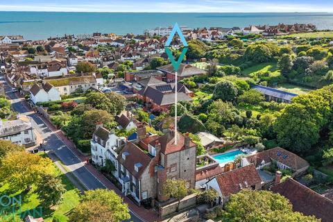 8 bedroom end of terrace house for sale, The Green, Brighton BN2