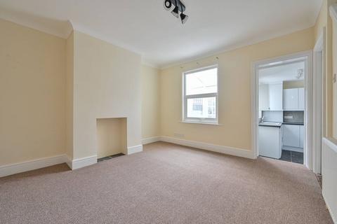 4 bedroom terraced house to rent, Barrack Road, Guildford, GU2, Guildford, GU2