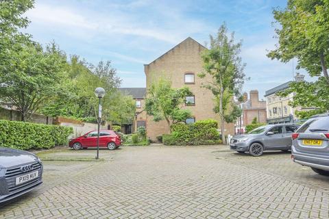 1 bedroom flat for sale, Manchester Road, Docklands, London, E14