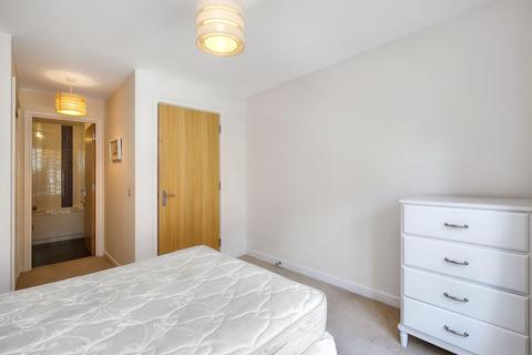 Flat 15, 201 Broughton Road, Edinburgh, EH7 4QN