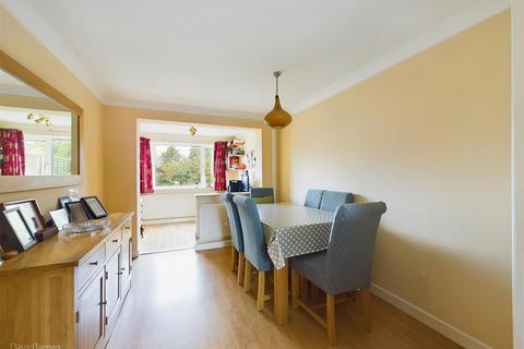 4 bedroom semi-detached house for sale, Milford Drive, Nottingham NG3