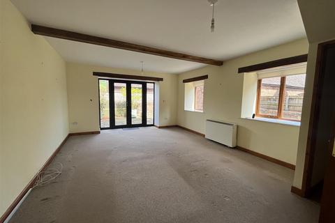 2 bedroom detached house to rent, Kingston St. Mary, Taunton