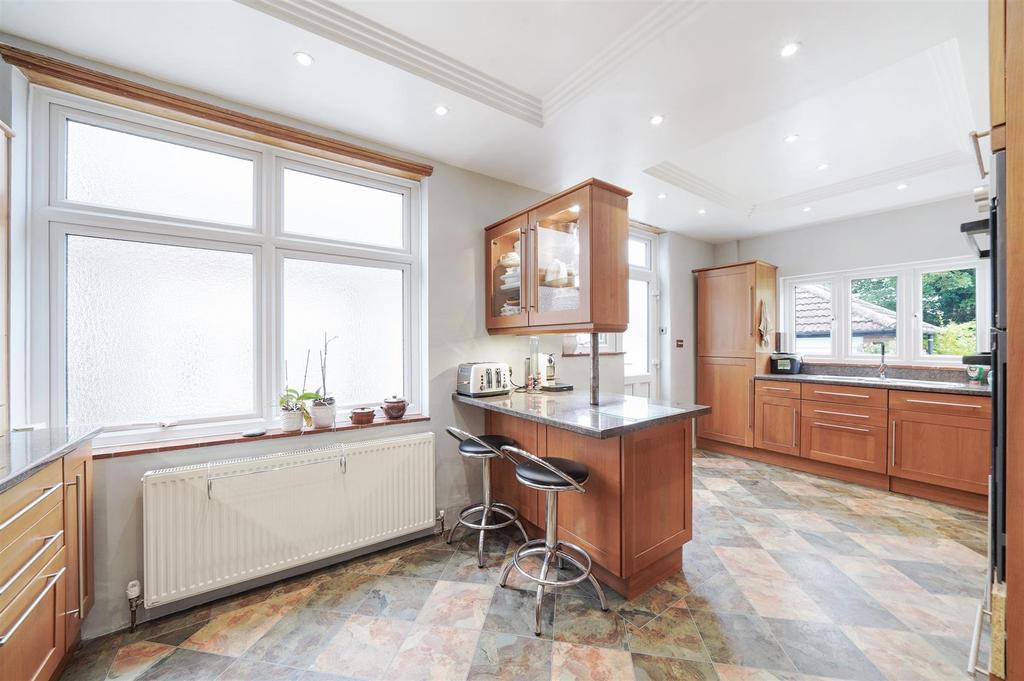 27 Carlyle Road - KIt V9 Dyd QHjgyaoayde H.jpg
