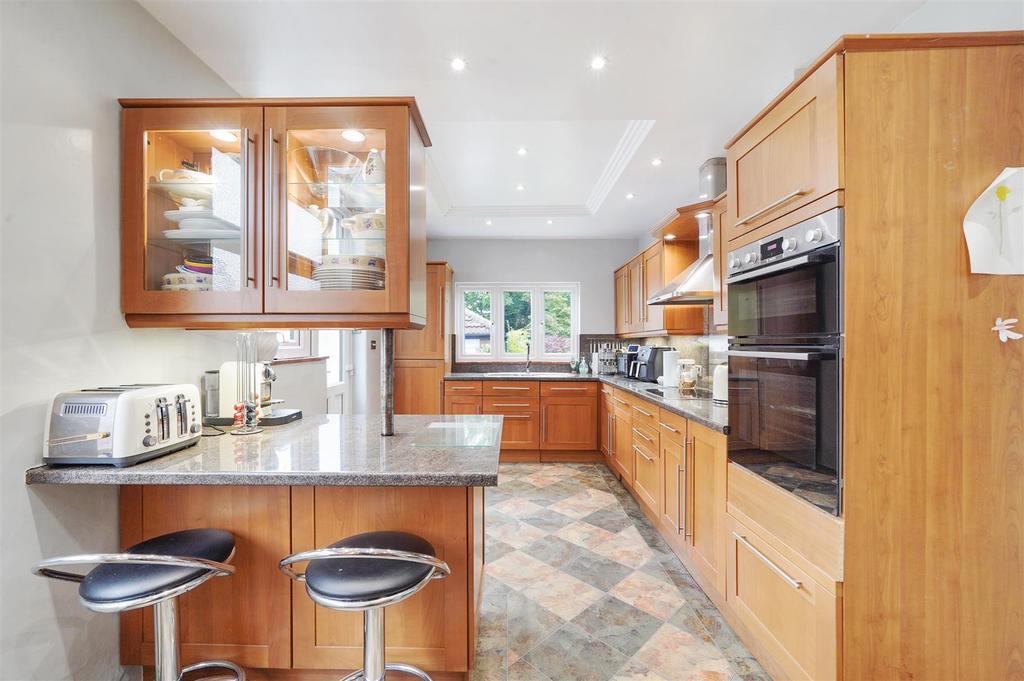27 Carlyle Road - j Zkl CNMl Sm RHh1slui AF.jpg