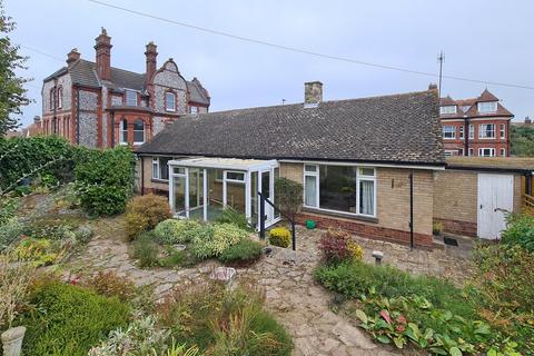 2 bedroom detached bungalow for sale, Norwich Road, Cromer