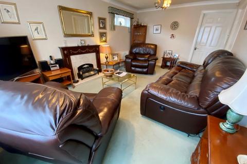 1 Darnford Close, Sutton Coldfield, B72 1YU