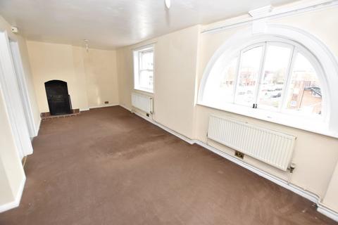 3 bedroom flat for sale, High Street, Margate, CT9