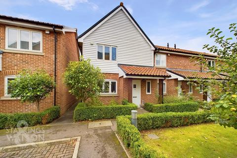 3 bedroom end of terrace house for sale, Rutter Close, Ditchingham, Bungay