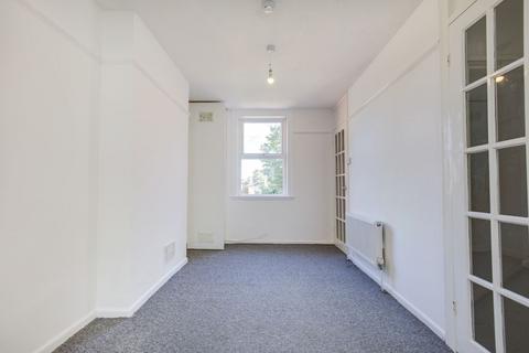 2 bedroom end of terrace house to rent, Lacey Street, Ipswich