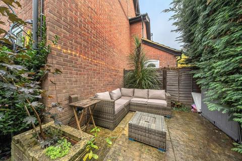 54 Armadale Road, Woking, GU21 3LD
