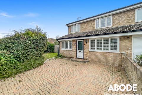 3 bedroom semi-detached house for sale, Bishopsteignton, Southend-On-Sea