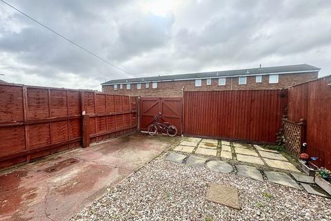18 Duncombe Gardens, Grimsby, DN32 7SQ