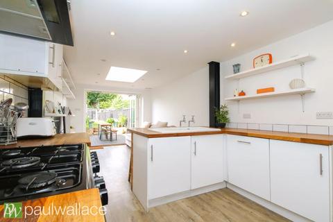 2 bedroom terraced house for sale, Duncombe Road, Hertford