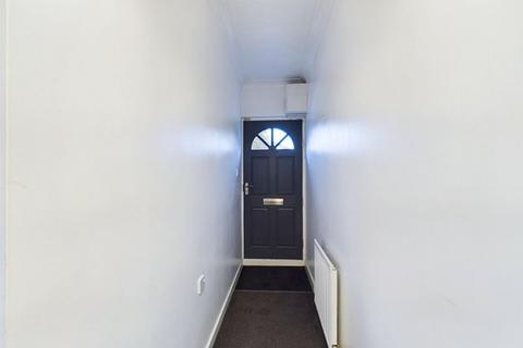 2 bedroom flat to rent, Troed y Bryn Court, Monument Hill, Carmarthen