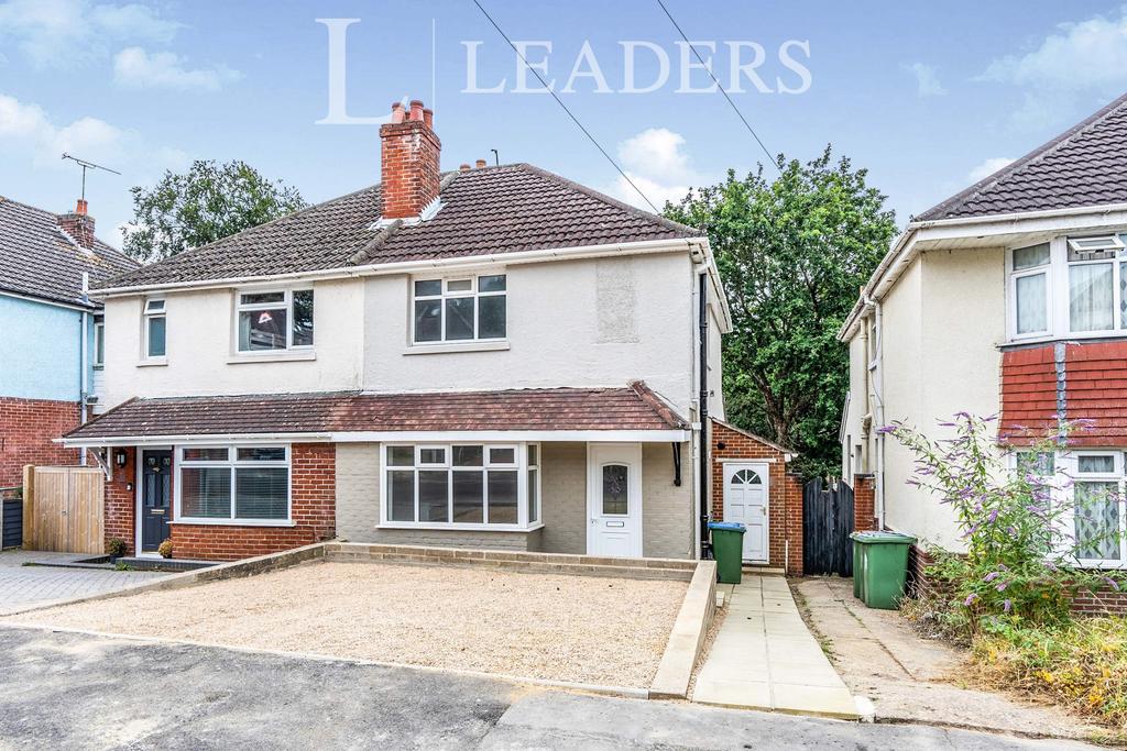 Swift Gardens, Woolston, Southampton 3 bed semidetached house to rent
