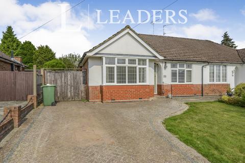 2 bedroom bungalow to rent, Chiswell Green Lane